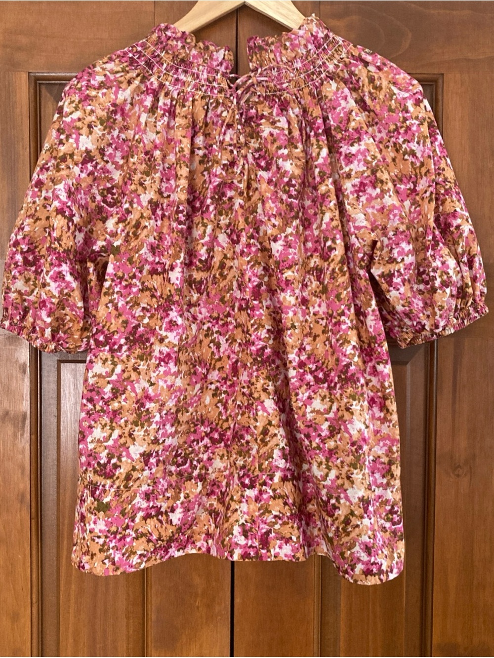 J. Crew Pink and Tan Floral Smocked Yoke puff sleeves Blouse top women’s medium - Picture 2 of 7